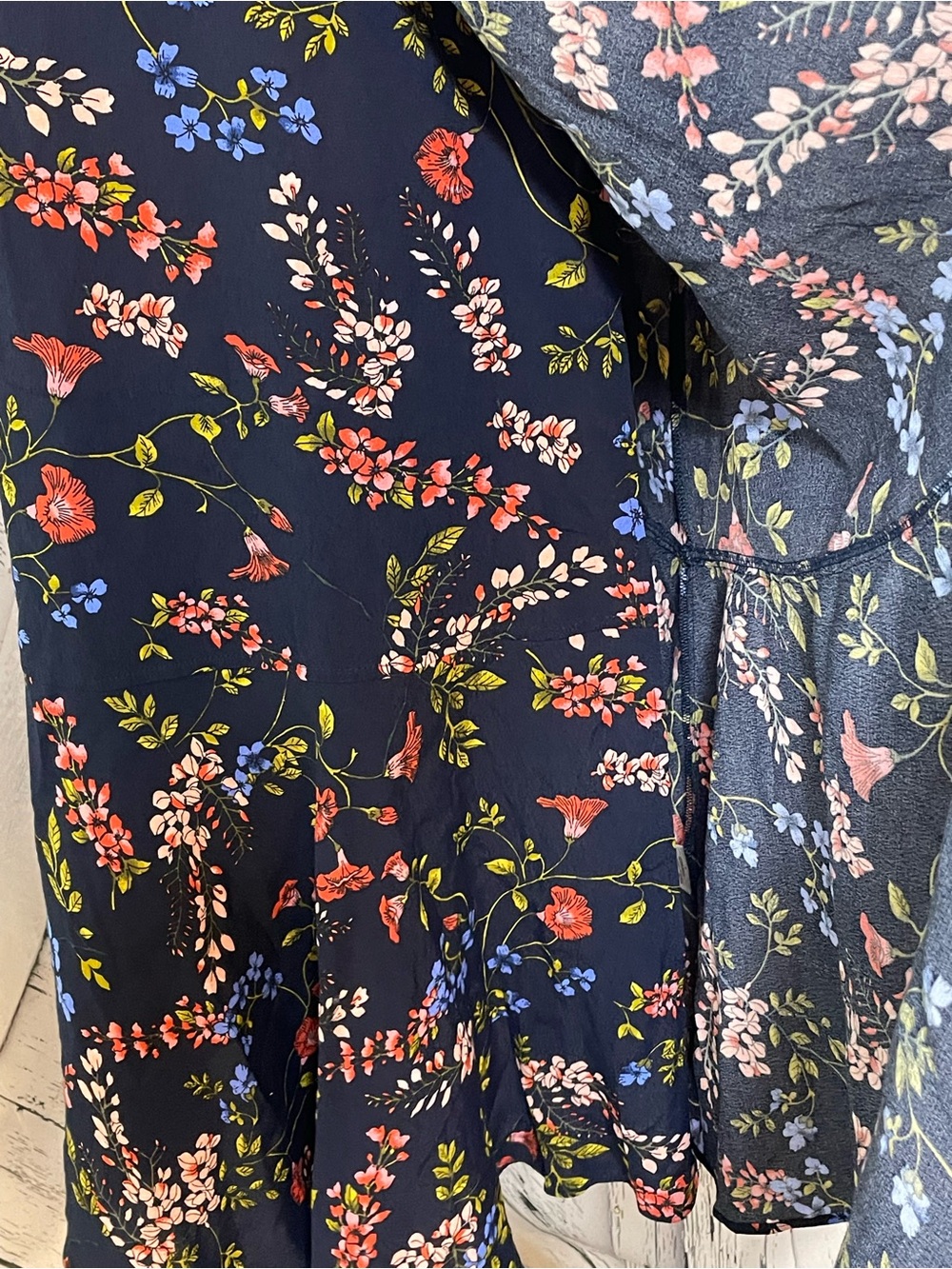 Banana Republic Maxi Floral Wrap Skirt 4 - Picture 5 of 9